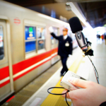 大阪地下鉄の駅で流れる「あの声の主」は誰なのか？