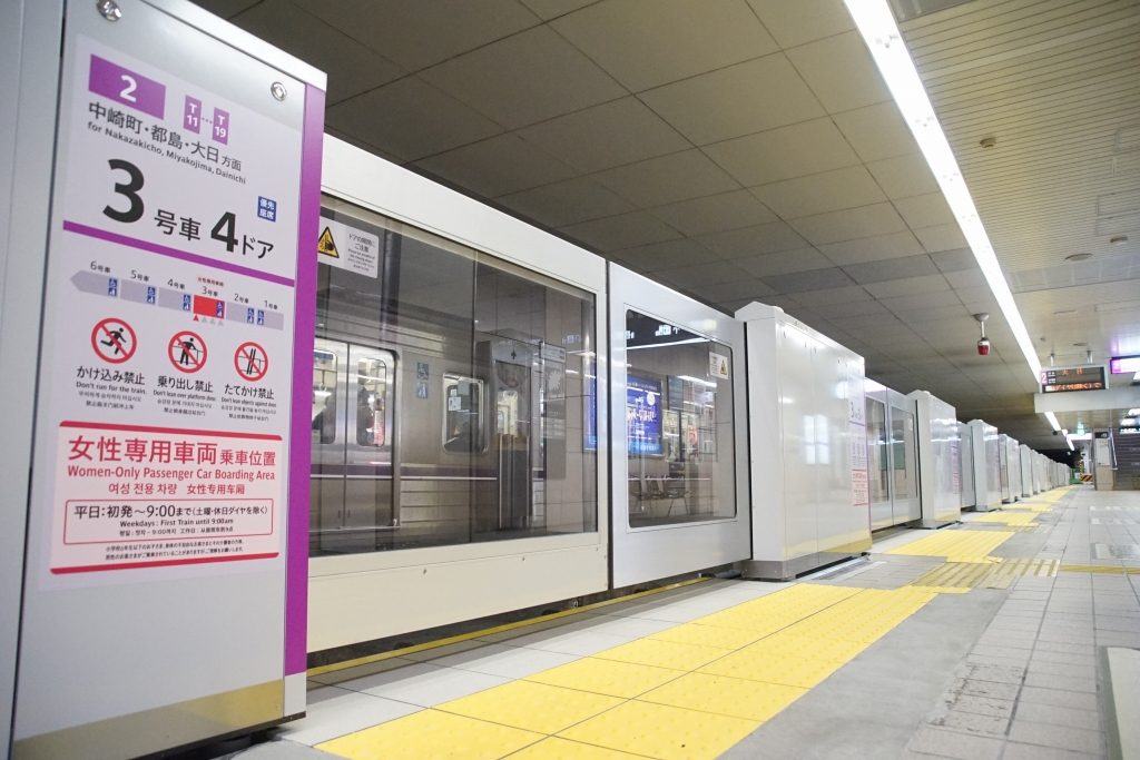 【谷町線】東梅田駅のホームドア、稼働開始！谷町線では初