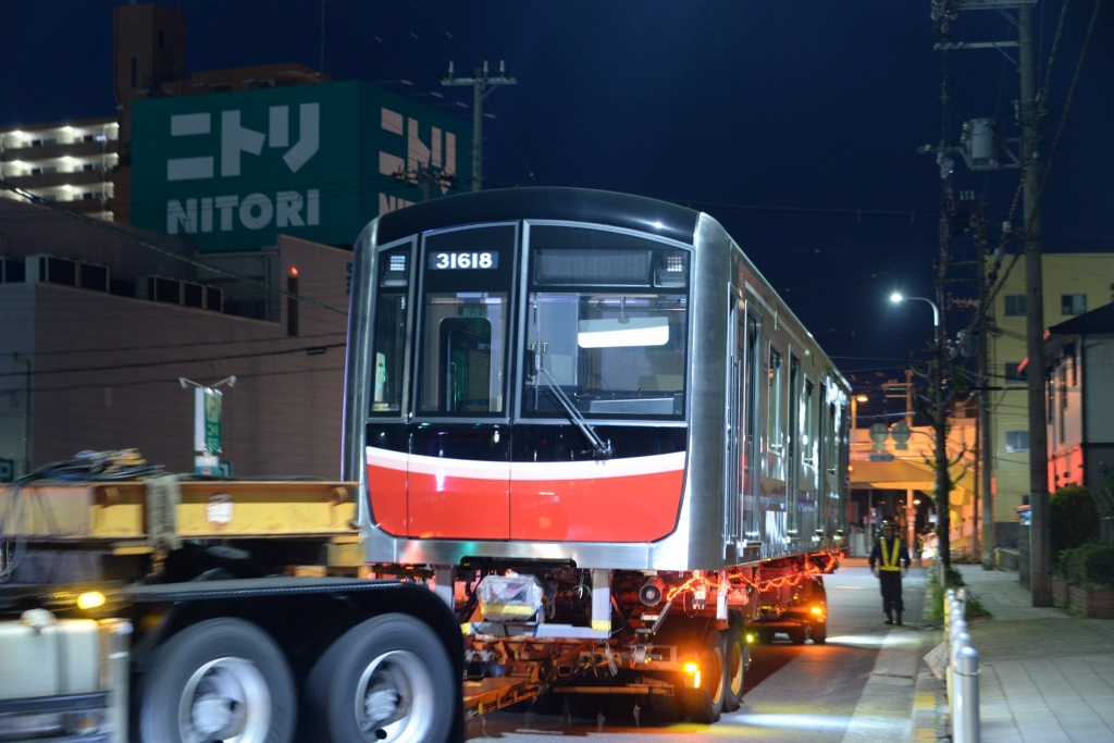 新車速報】30000系第18編成(31618F)登場！御堂筋線最大派閥タイに