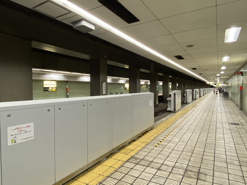【堺筋線】日本橋駅にホームドア設置開始