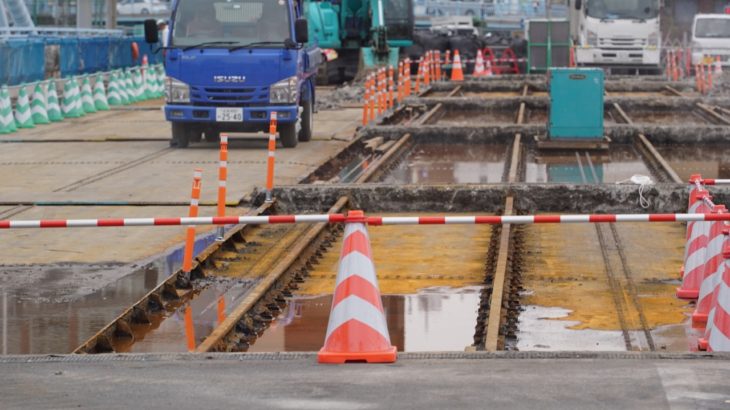 架替工事中の「端建蔵橋」から大阪市電の線路が見つかる