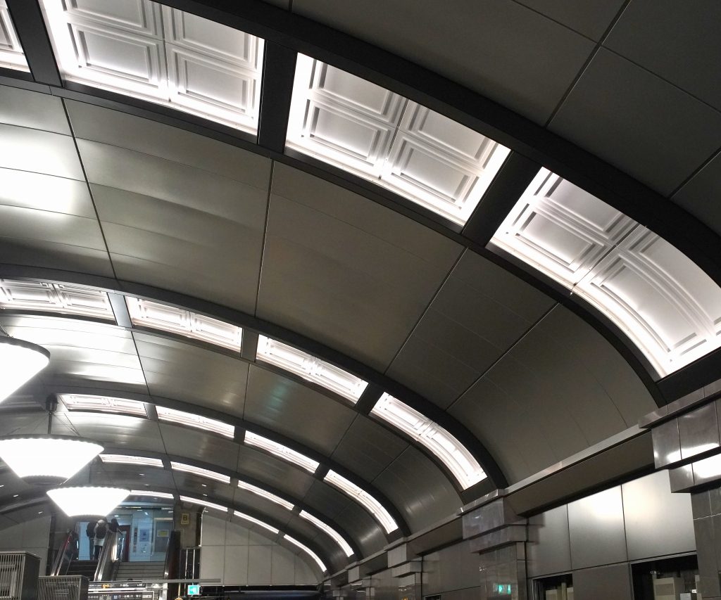 【御堂筋線】心斎橋駅、光る天井の試験点灯が始まる